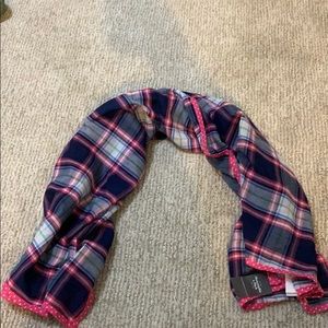 New With Tags Abercrombie and Fitch Scarf